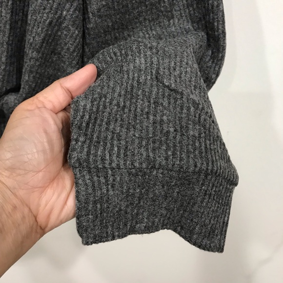 Ribbed Dolman Sleeve Top - Charcoal - Picture 9 of 11